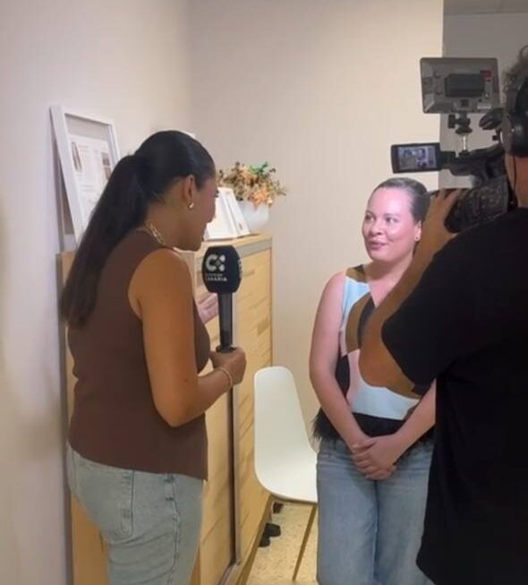 Mónica Lorenzo Micropigmentación en Televisión Canaria de la mano de Ponte al Día.