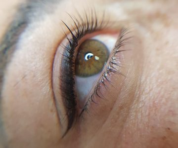 Micropigmentación de ojos con eyeliner